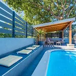 Twins With Heated Pool Villa *