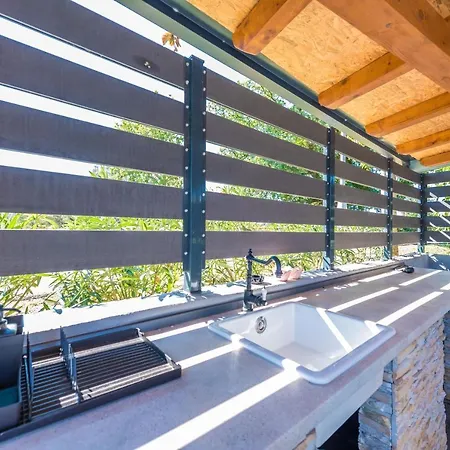 Twins With Heated Pool ヴィラ *