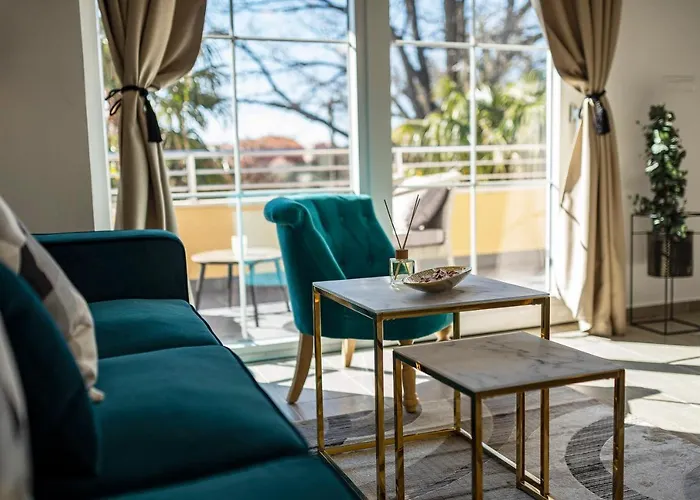 Villa Twins With Heated Pool