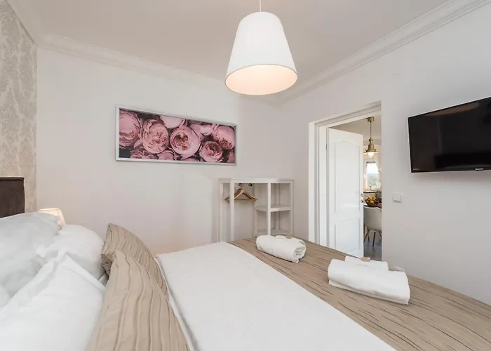 Villa Twins With Heated Pool *