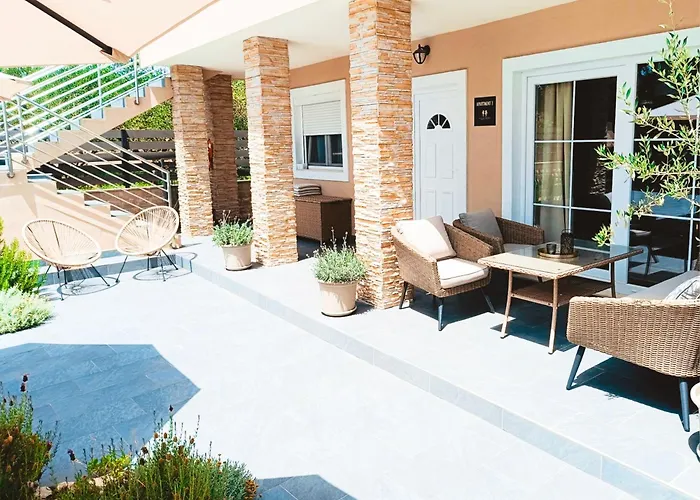 Villa Twins With Heated Pool